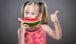 吃瓜的搞怪名字,揭秘那些搞笑的“吃瓜群众”背后的故事