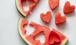 吃瓜不吐籽广西,吃瓜不吐籽，品味独特民俗风情