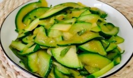 兰瓜炒着吃,美味佳肴尽享舌尖盛宴