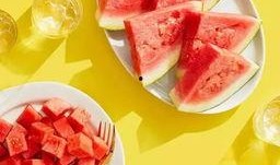 夏天快到了吃瓜舒服,清凉一夏，尽享瓜果盛宴