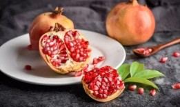 吃石榴可以吃籽瓜吗女生,女性健康饮食新选择